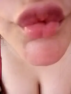 Snapshot of AK---47 chatting on December 6, 7:54 am AK---47 online show from December 6, 7:54 am