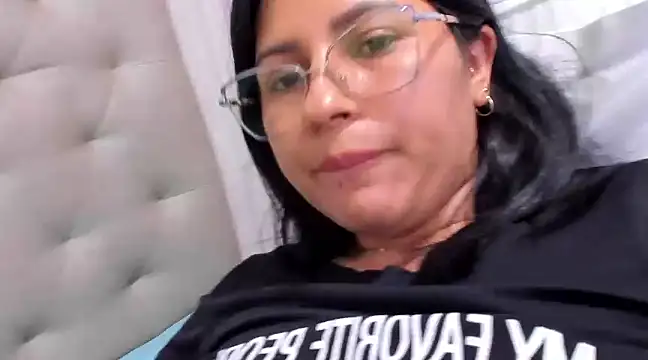 Snapshot of Latin_Rachell3 chatting on January 29, 1:05 am Latin Rachell3 online show from January 29, 1:05 am