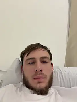 Julian128 online show from April 18, 7:07 pm