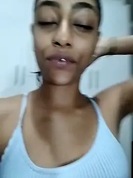 cleopatra-phaedra online show from December 3, 11:55 am