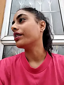 cleopatra-phaedra online show from February 1, 7:05 am