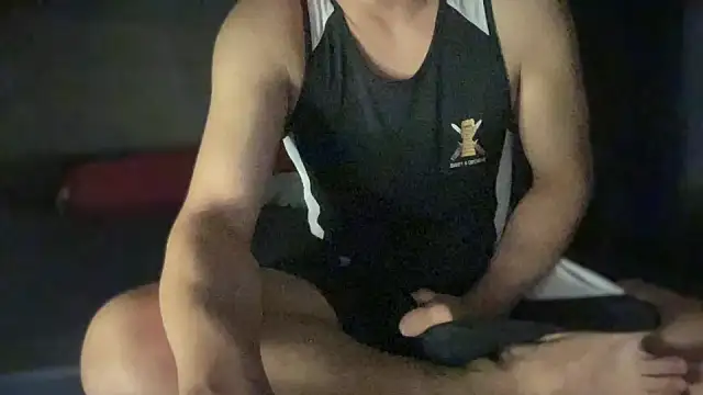 Snapshot of FRIENDLY-GIANT89 chatting on January 18, 6:10 pm FRIENDLY-GIANT89 online show from January 18, 6:10 pm