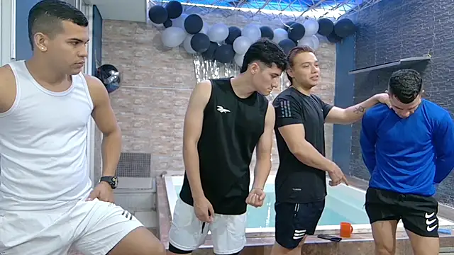 Snapshot of Boysgang_sex chatting on September 13, 11:43 am Boysgang sex online show from September 13, 11:43 am