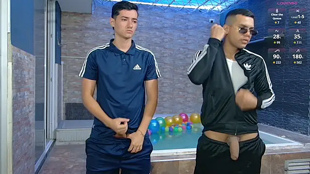 Snapshot of Boysgang_sex chatting on October 20, 11:32 am Boysgang sex online show from October 20, 11:32 am