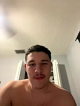 Snapshot of Shaded24 chatting on November 5, 4:45 am Shaded24 online show from November 5, 4:45 am