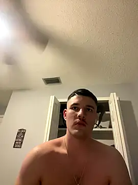 Snapshot of Shaded24 chatting on November 15, 5:49 am Shaded24 online show from November 15, 5:49 am