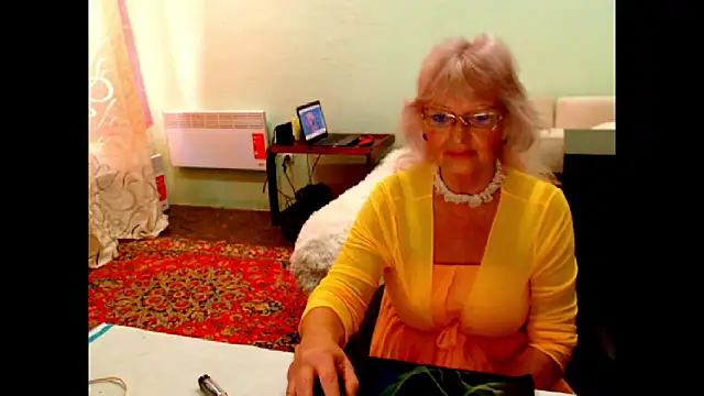 Natali7634 online show from October 29, 7:43 am