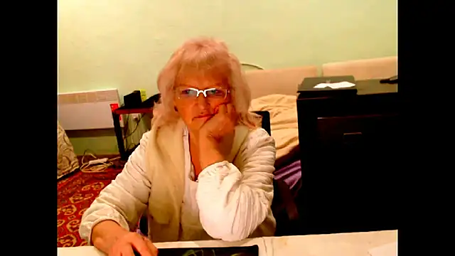 Natali7634 online show from December 17, 3:12 am