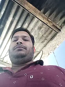 DeepakXxxR86 online show from April 17, 8:01 pm