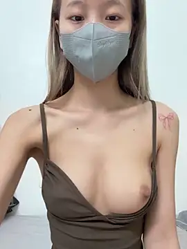 Lucy-Gold online show from March 9, 12:20 pm