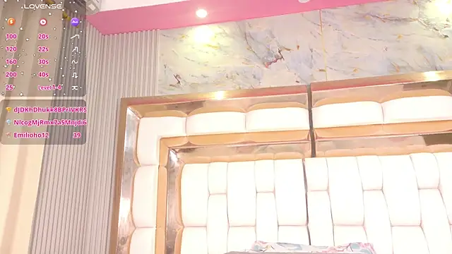 kinkyhousewifee online show from February 25, 2:54 am