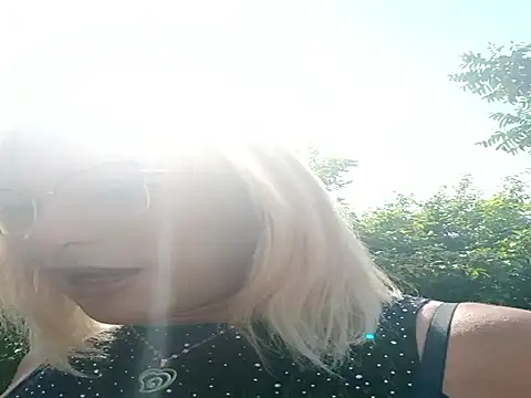 Candy-love87 online show from October 31, 2:51 pm