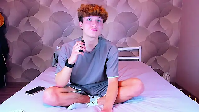 Ian Flor online show from December 1, 12:10 pm