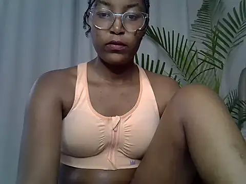 Snapshot of hot_sexy_choco chatting on March 27, 12:16 pm hot sexy choco online show from March 27, 12:16 pm