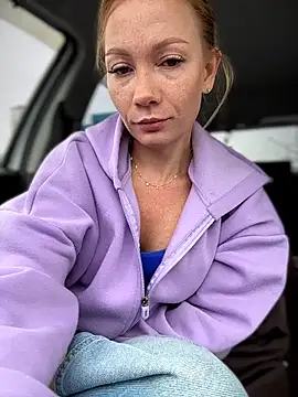 LavenderHot online show from April 16, 1:39 am