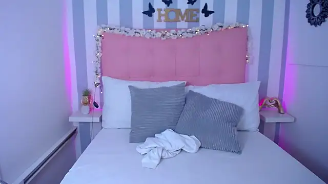 Hanna alcazar online show from February 12, 11:20 pm