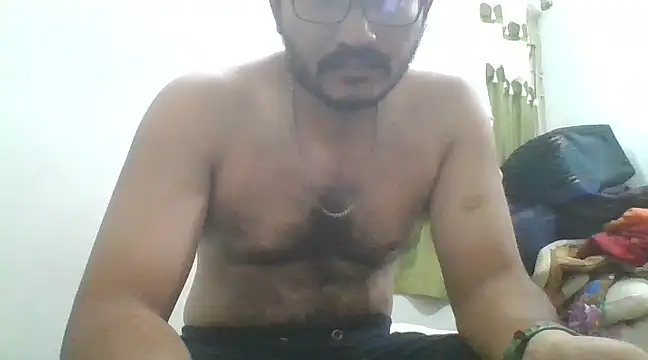 Snapshot of naughtymike0007 chatting on January 5, 10:53 am naughtymike0007 online show from January 5, 10:53 am