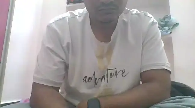 Snapshot of naughtymike0007 chatting on February 23, 7:55 am naughtymike0007 online show from February 23, 7:55 am
