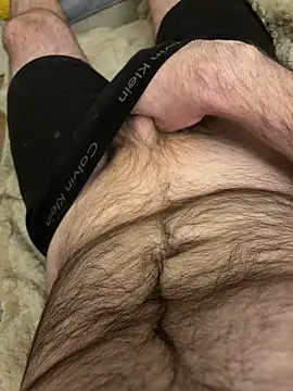 Snapshot of Straightlad95 chatting on November 9, 1:48 am Straightlad95 online show from November 9, 1:48 am