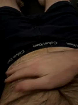 Snapshot of Straightlad95 chatting on November 10, 12:31 am Straightlad95 online show from November 10, 12:31 am