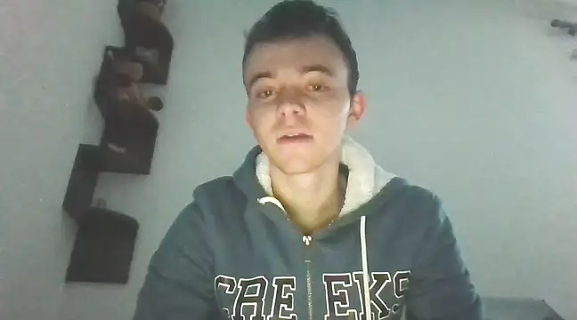 Snapshot of affamebi chatting on December 23, 3:44 pm affamebi online show from December 23, 3:44 pm