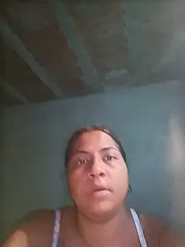 Snapshot of Giselabrunette25 chatting on July 8, 12:09 pm Giselabrunette25 online show from July 8, 12:09 pm