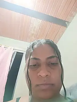 Snapshot of Giselabrunette25 chatting on July 9, 1:20 am Giselabrunette25 online show from July 9, 1:20 am