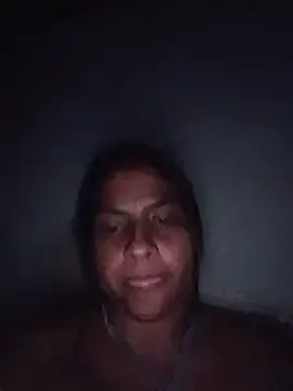 Snapshot of Giselabrunette25 chatting on July 16, 11:44 pm Giselabrunette25 online show from July 16, 11:44 pm