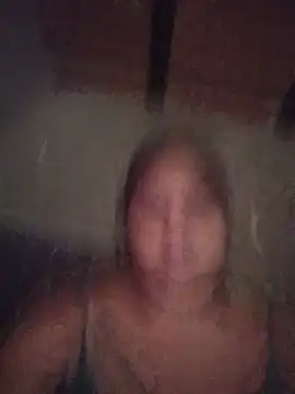 Snapshot of Giselabrunette25 chatting on July 20, 12:07 pm Giselabrunette25 online show from July 20, 12:07 pm