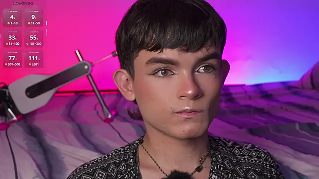 Angelo 018 online show from October 26, 3:45 am