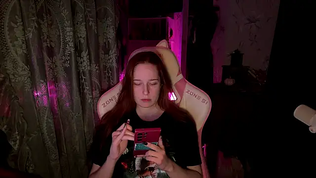 pearl princess  online show from March 22, 11:52 pm