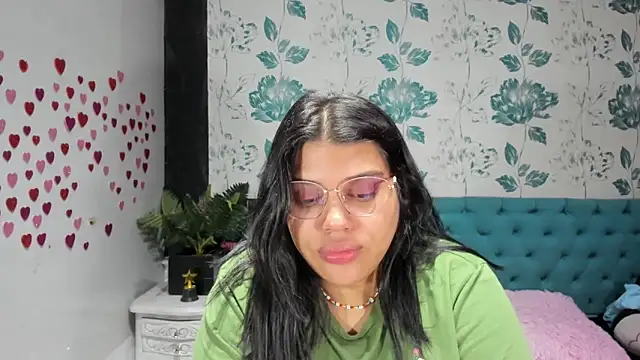 LindaBreeS online show from March 16, 12:34 am