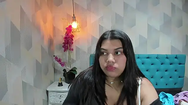 Snapshot of LindaBreeS chatting on February 28, 10:11 pm LindaBreeS online show from February 28, 10:11 pm