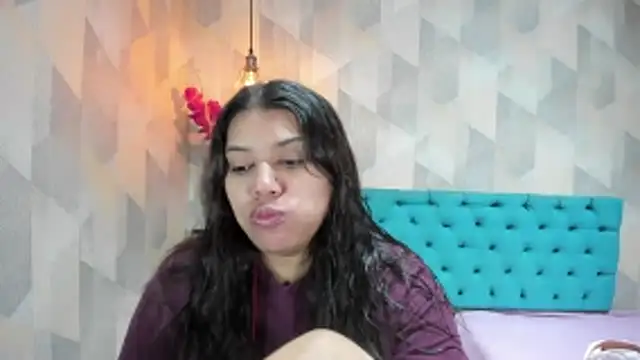 LindaBreeS online show from June 4, 1:39 pm