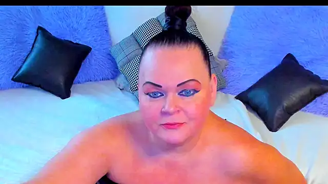 MilanaBiegert online show from November 1, 11:23 am