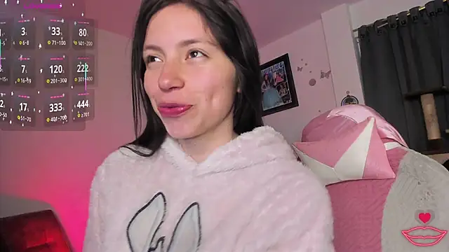 Snapshot of katty_snow chatting on April 21, 11:18 pm katty snow online show from April 21, 11:18 pm