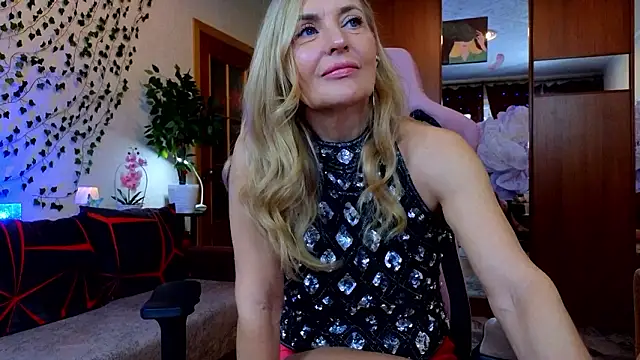 amelia blondy online show from February 8, 11:13 am