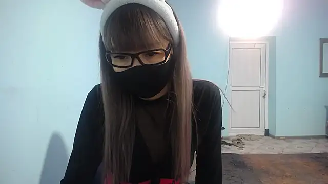 elllaaxx online show from December 28, 7:11 am
