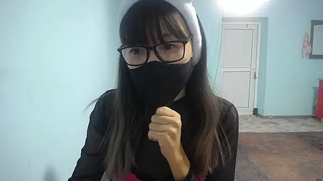 elllaaxx online show from October 28, 3:32 am