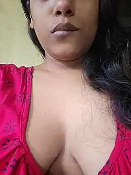 Snapshot of sexyindi_couple chatting on July 12, 4:36 am sexyindi couple online show from July 12, 4:36 am