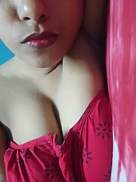 Snapshot of sexyindi_couple chatting on July 31, 7:41 am sexyindi couple online show from July 31, 7:41 am