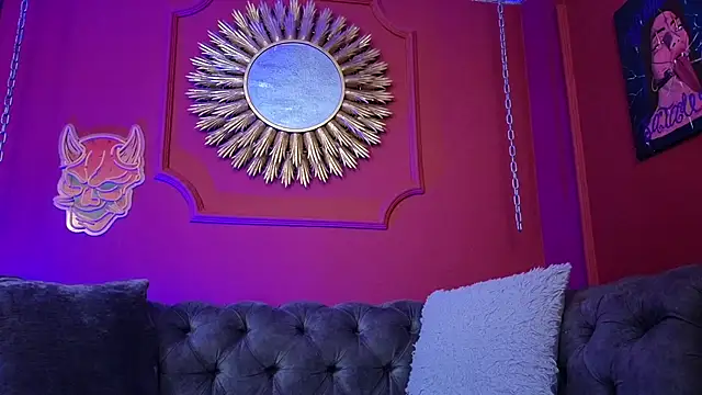 Julieta Russell online show from February 27, 12:38 pm