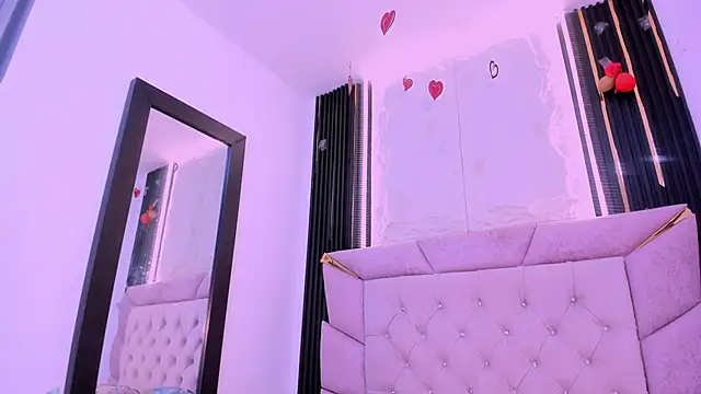 laurem-paulette online show from March 14, 7:01 pm