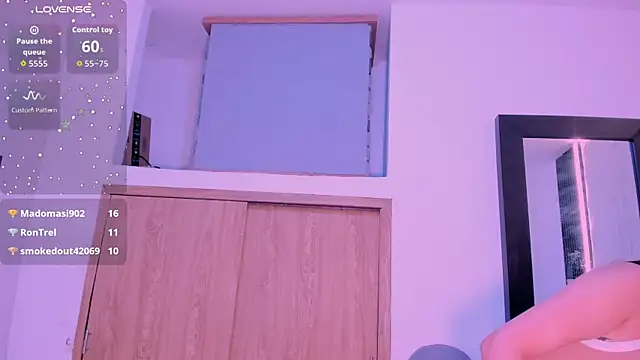 laurem-paulette online show from October 16, 7:26 pm