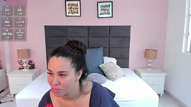 MadisonJenner online show from December 15, 1:37 pm