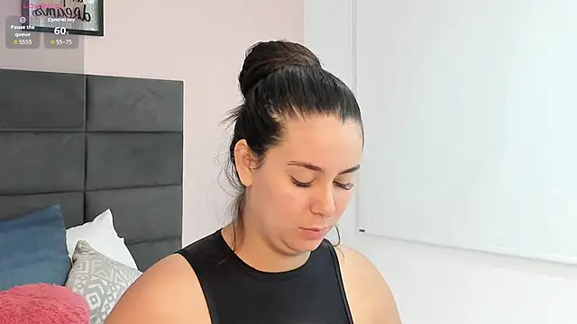 MadisonJenner online show from February 7, 11:58 am