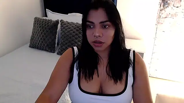angela santana  online show from September 27, 6:35 pm