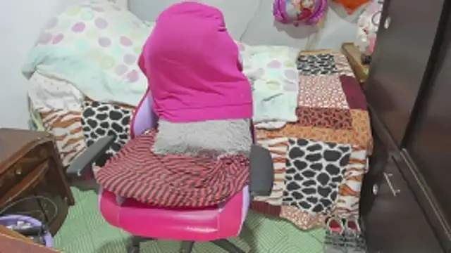 Mrs mommy  online show from February 4, 11:53 pm