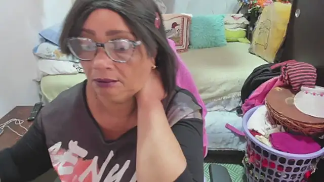 Mrs mommy  online show from April 15, 6:04 pm