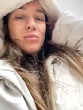 HotXMom online show from October 9, 5:49 am